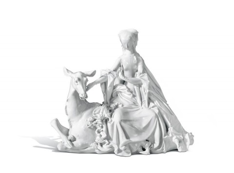 Figura La dama y la cierva,  30 cm