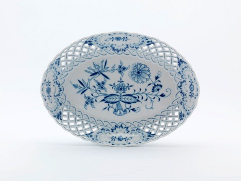 Fuente oval porcelana calada zwiebelmuster, L 25 cm